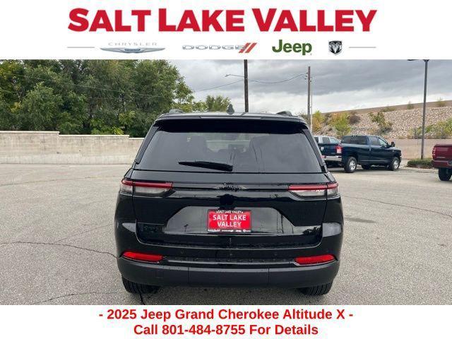 new 2025 Jeep Grand Cherokee car, priced at $40,289