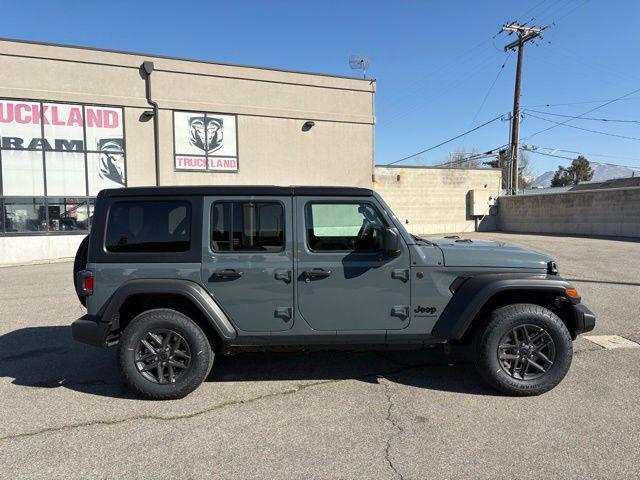 new 2025 Jeep Wrangler car, priced at $41,746