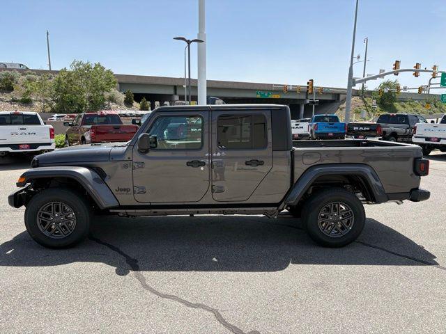 new 2025 Jeep Gladiator car, priced at $42,922
