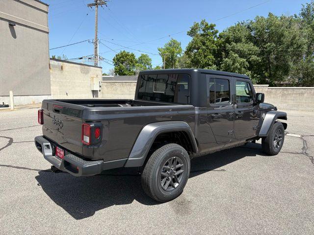 new 2025 Jeep Gladiator car, priced at $42,922