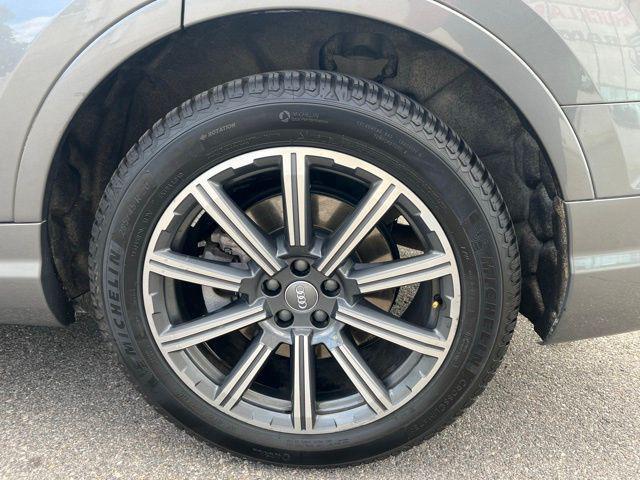 used 2017 Audi Q7 car, priced at $18,477