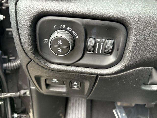 new 2025 Ram 1500 car, priced at $52,740