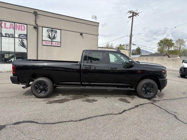 new 2025 Ram 3500 car, priced at $60,611