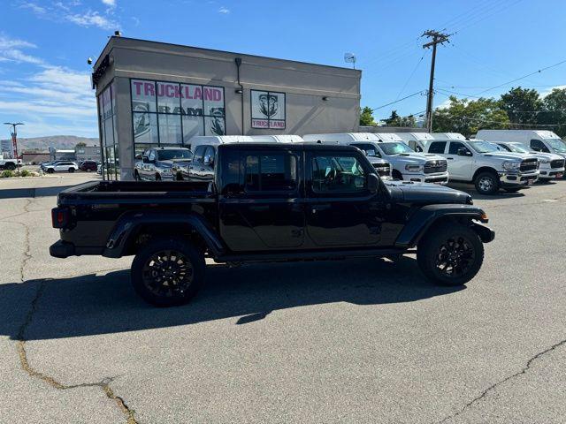 new 2024 Jeep Gladiator car, priced at $36,304