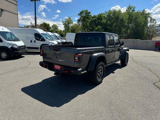 new 2024 Jeep Gladiator car, priced at $49,090