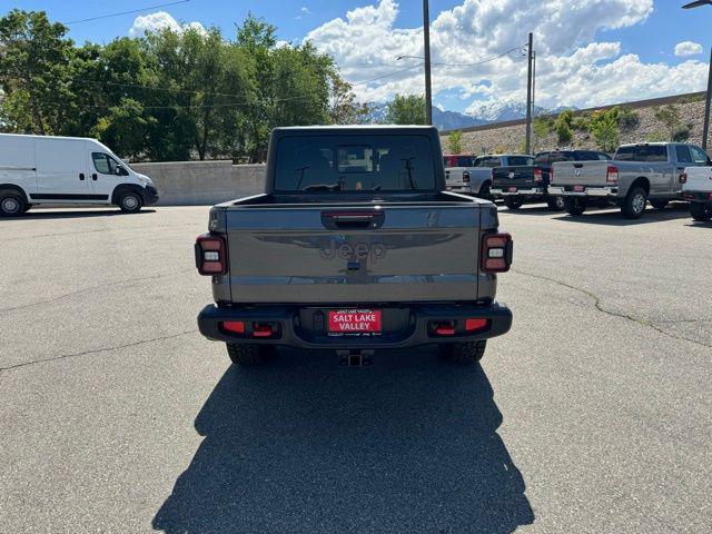 new 2024 Jeep Gladiator car, priced at $49,090