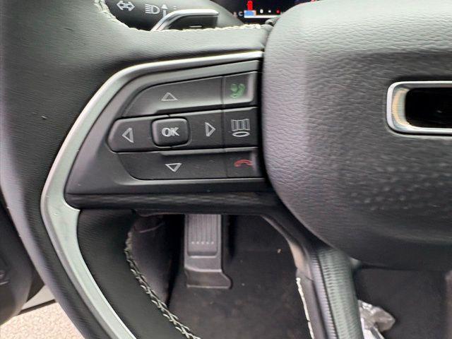new 2025 Jeep Grand Cherokee L car, priced at $39,111