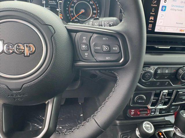 new 2025 Jeep Wrangler car, priced at $53,184