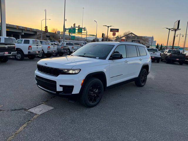 new 2025 Jeep Grand Cherokee L car, priced at $40,299