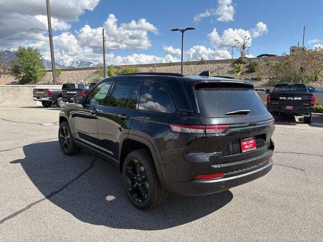 new 2025 Jeep Grand Cherokee car, priced at $45,318