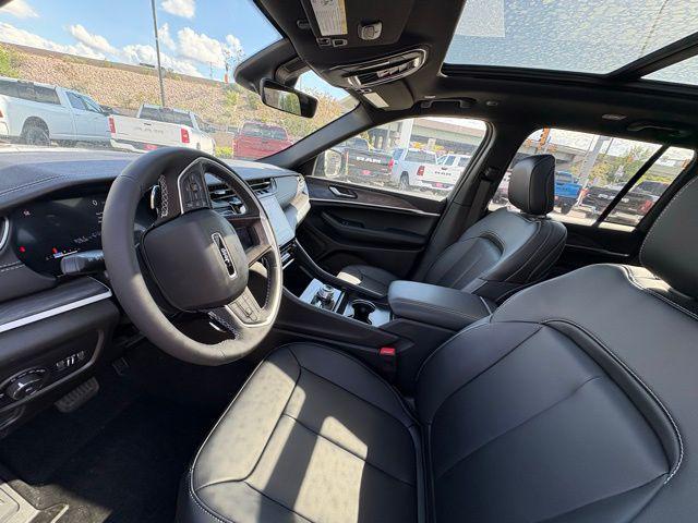 new 2025 Jeep Grand Cherokee car, priced at $45,318