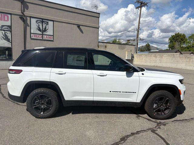 new 2025 Jeep Grand Cherokee 4xe car, priced at $59,086