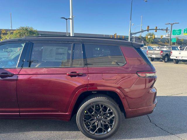 new 2025 Jeep Grand Cherokee L car, priced at $62,713