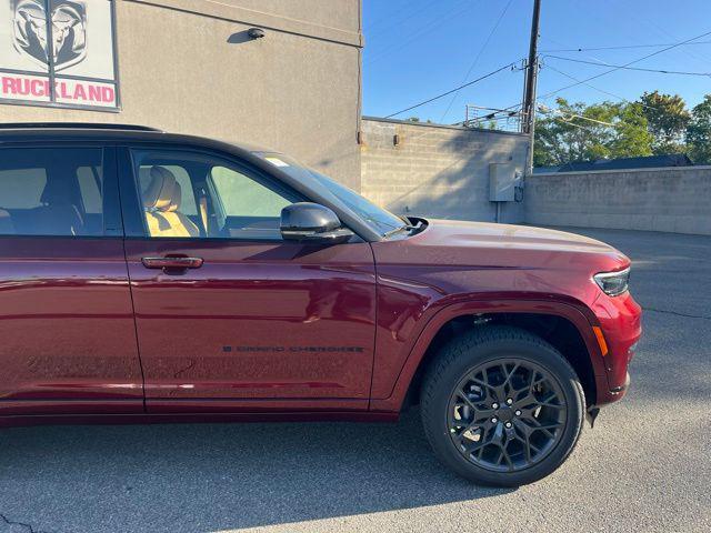 new 2025 Jeep Grand Cherokee L car, priced at $62,713