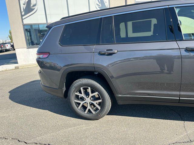 new 2025 Jeep Grand Cherokee L car, priced at $44,728