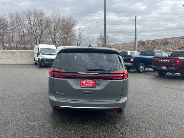 new 2025 Chrysler Pacifica car, priced at $38,055