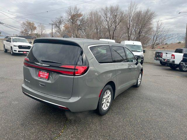 new 2025 Chrysler Pacifica car, priced at $38,055