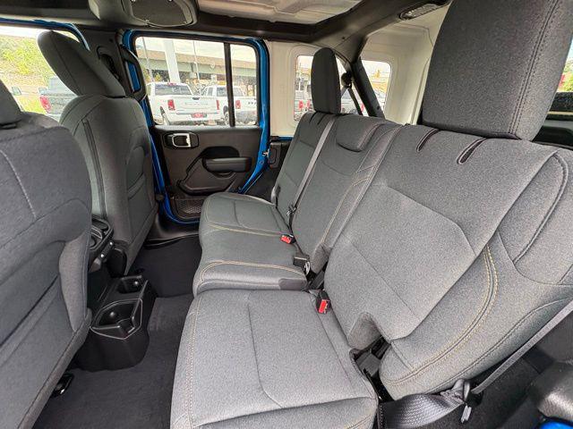 new 2025 Jeep Wrangler car, priced at $43,551