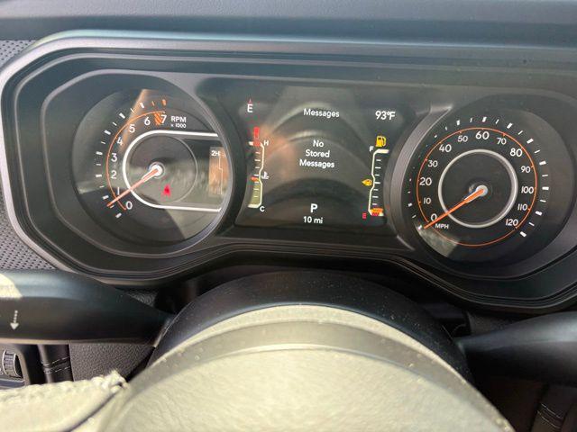 new 2025 Jeep Gladiator car, priced at $45,004