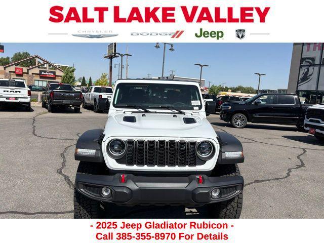 new 2025 Jeep Gladiator car, priced at $45,004