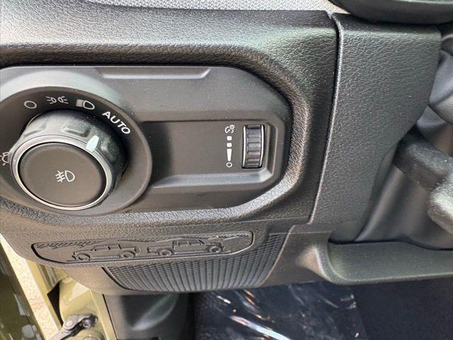 new 2025 Jeep Wrangler car, priced at $37,462