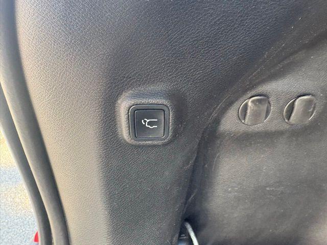 used 2019 Jeep Cherokee car, priced at $17,897