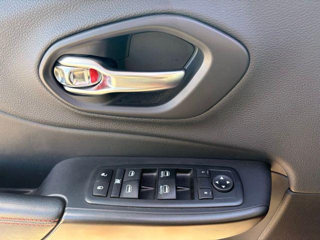 used 2019 Jeep Cherokee car, priced at $17,897