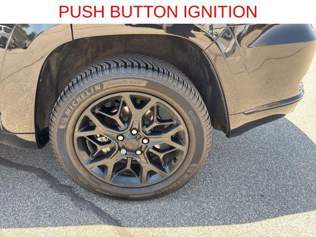 used 2021 Jeep Grand Cherokee car, priced at $28,997