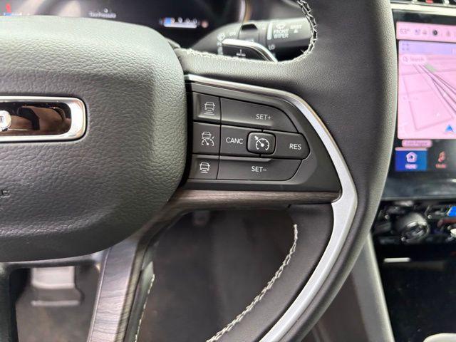 new 2025 Jeep Grand Cherokee car, priced at $46,637