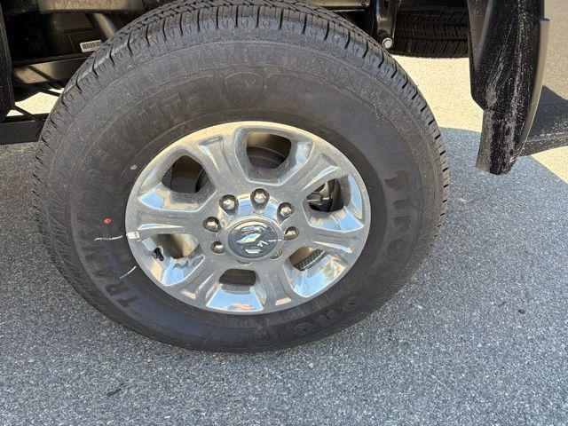 new 2025 Ram 2500 car, priced at $62,468