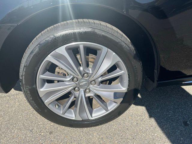 used 2018 Acura MDX car, priced at $21,730