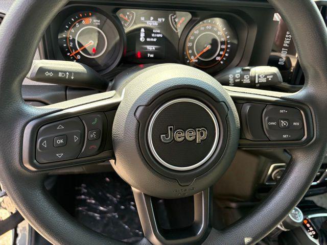 new 2025 Jeep Wrangler car, priced at $35,956