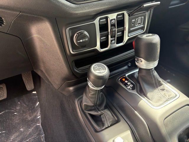 new 2025 Jeep Wrangler car, priced at $37,688