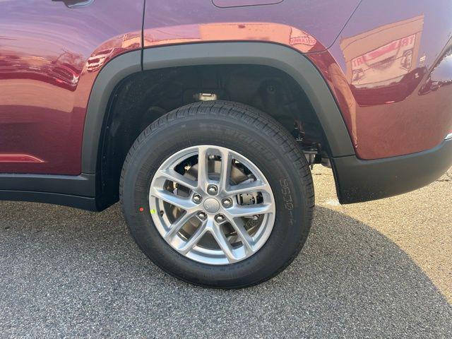 new 2025 Jeep Grand Cherokee car, priced at $36,691