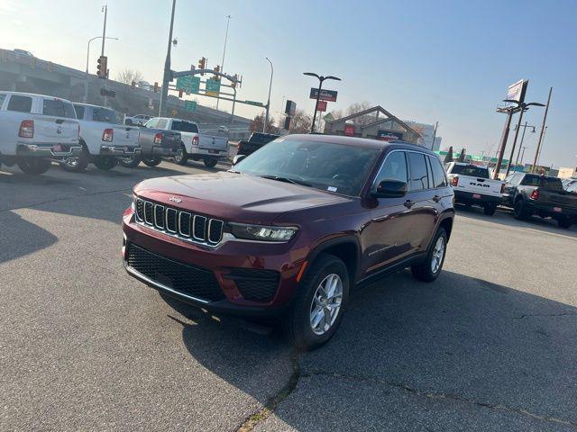 new 2025 Jeep Grand Cherokee car, priced at $35,605