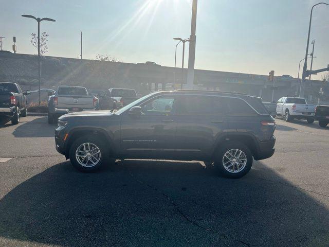 new 2025 Jeep Grand Cherokee car, priced at $36,191