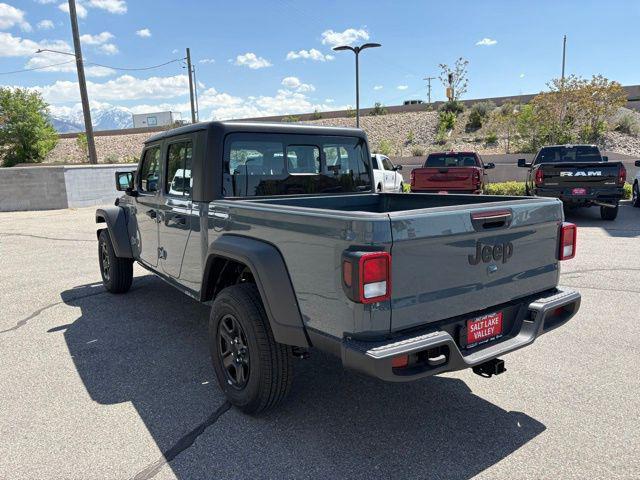 new 2025 Jeep Gladiator car, priced at $38,149
