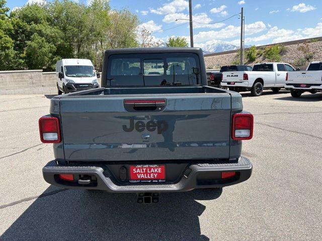 new 2025 Jeep Gladiator car, priced at $38,149