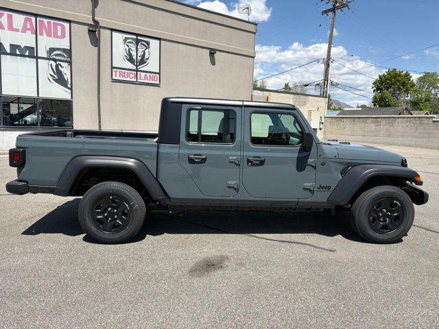 new 2025 Jeep Gladiator car, priced at $38,149