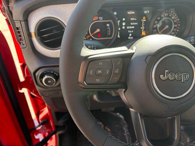 new 2025 Jeep Wrangler car, priced at $37,362