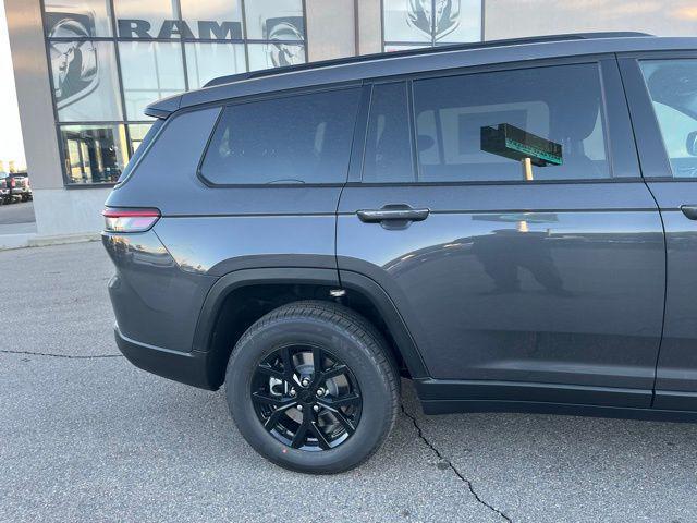 new 2025 Jeep Grand Cherokee L car, priced at $40,382