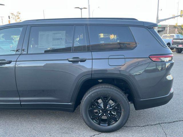 new 2025 Jeep Grand Cherokee L car, priced at $40,382