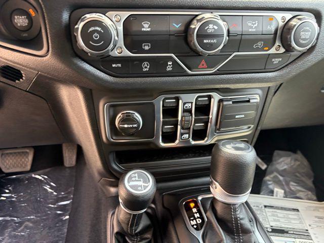 new 2025 Jeep Wrangler car, priced at $37,949