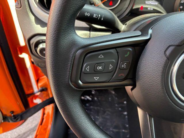 new 2025 Jeep Wrangler car, priced at $37,949