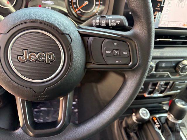 new 2025 Jeep Wrangler car, priced at $37,949