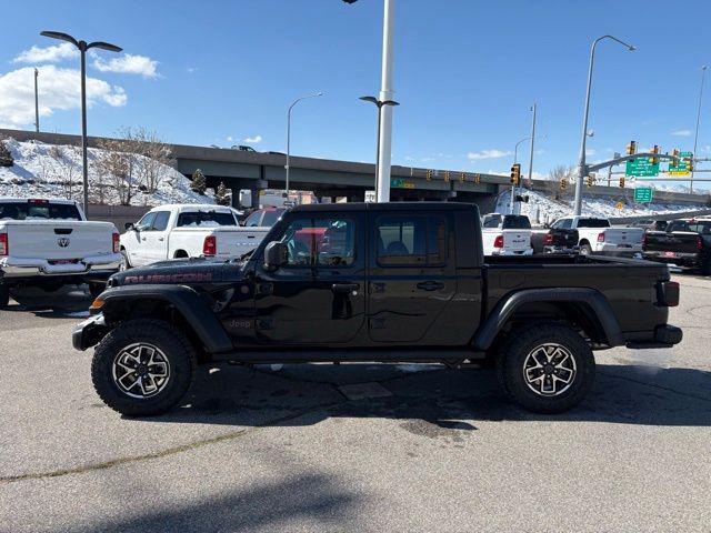 new 2025 Jeep Gladiator car, priced at $47,588