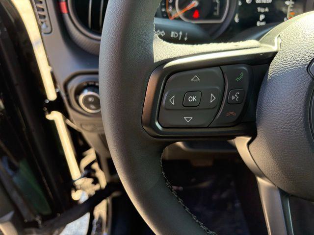 new 2025 Jeep Gladiator car, priced at $46,562