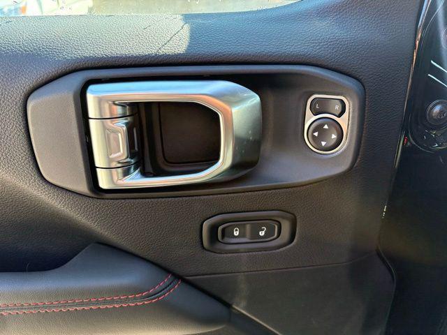 new 2025 Jeep Gladiator car, priced at $46,562