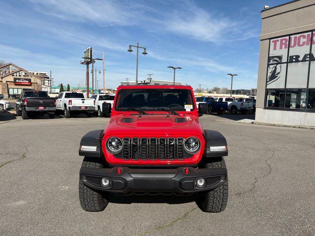new 2025 Jeep Gladiator car, priced at $47,683
