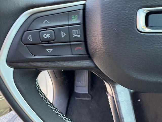 new 2025 Jeep Grand Cherokee car, priced at $44,793
